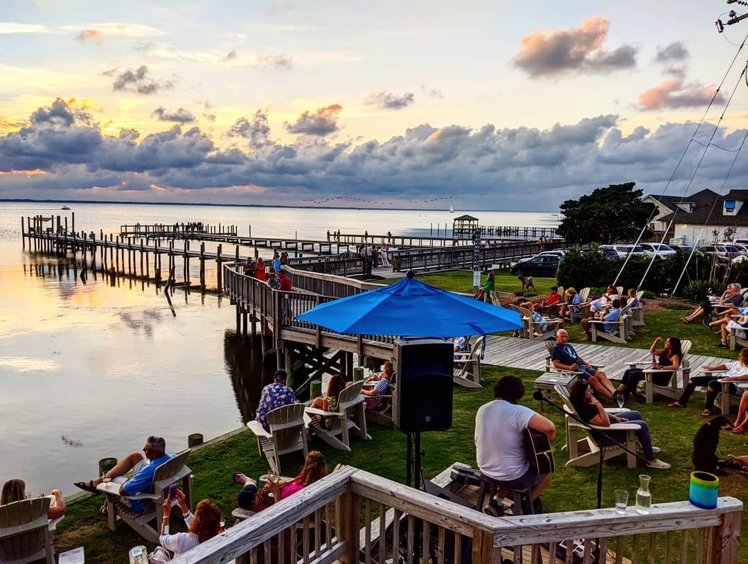 AQUA Restaurant, Restaurant in Duck