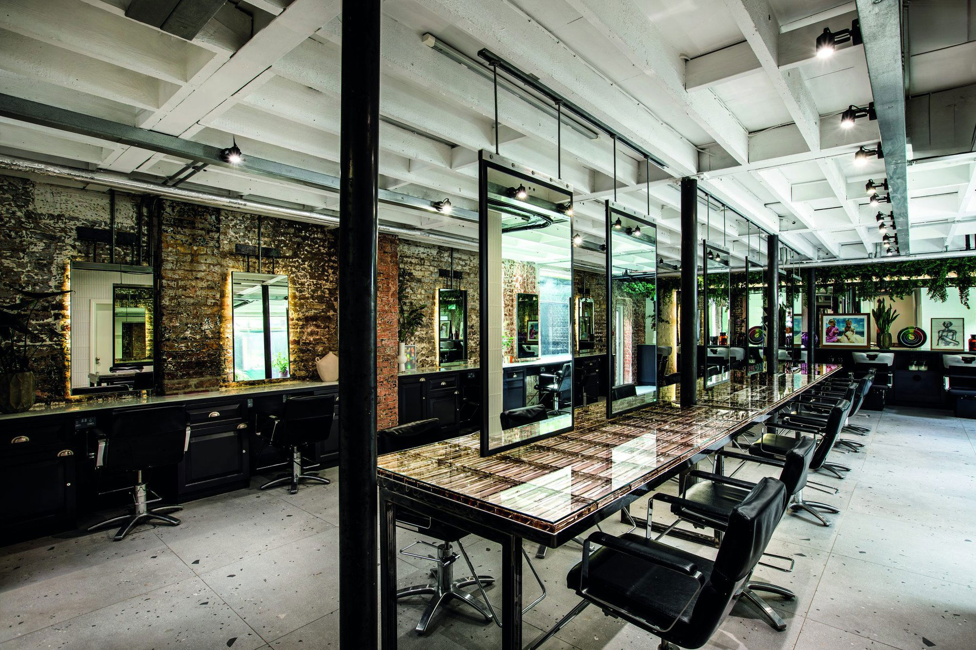 Josh Wood Atelier, Restaurant in London