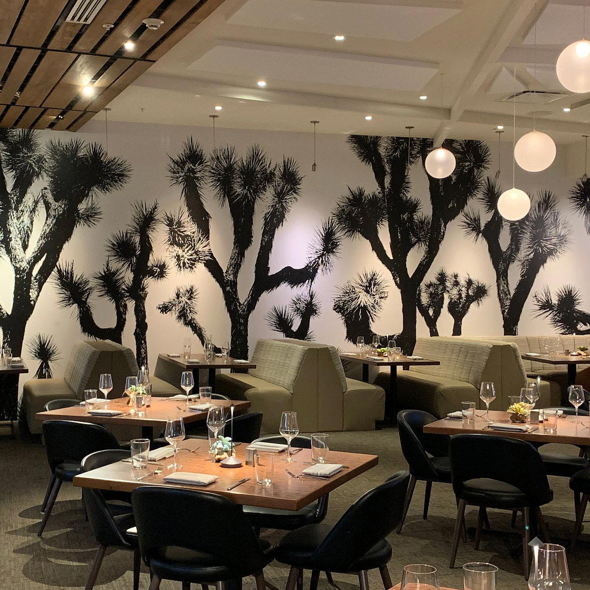 Larkspur Grill, Palm Desert, United States