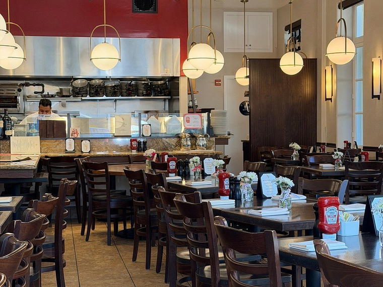 Barefoot Cafe, Fairfax, United States