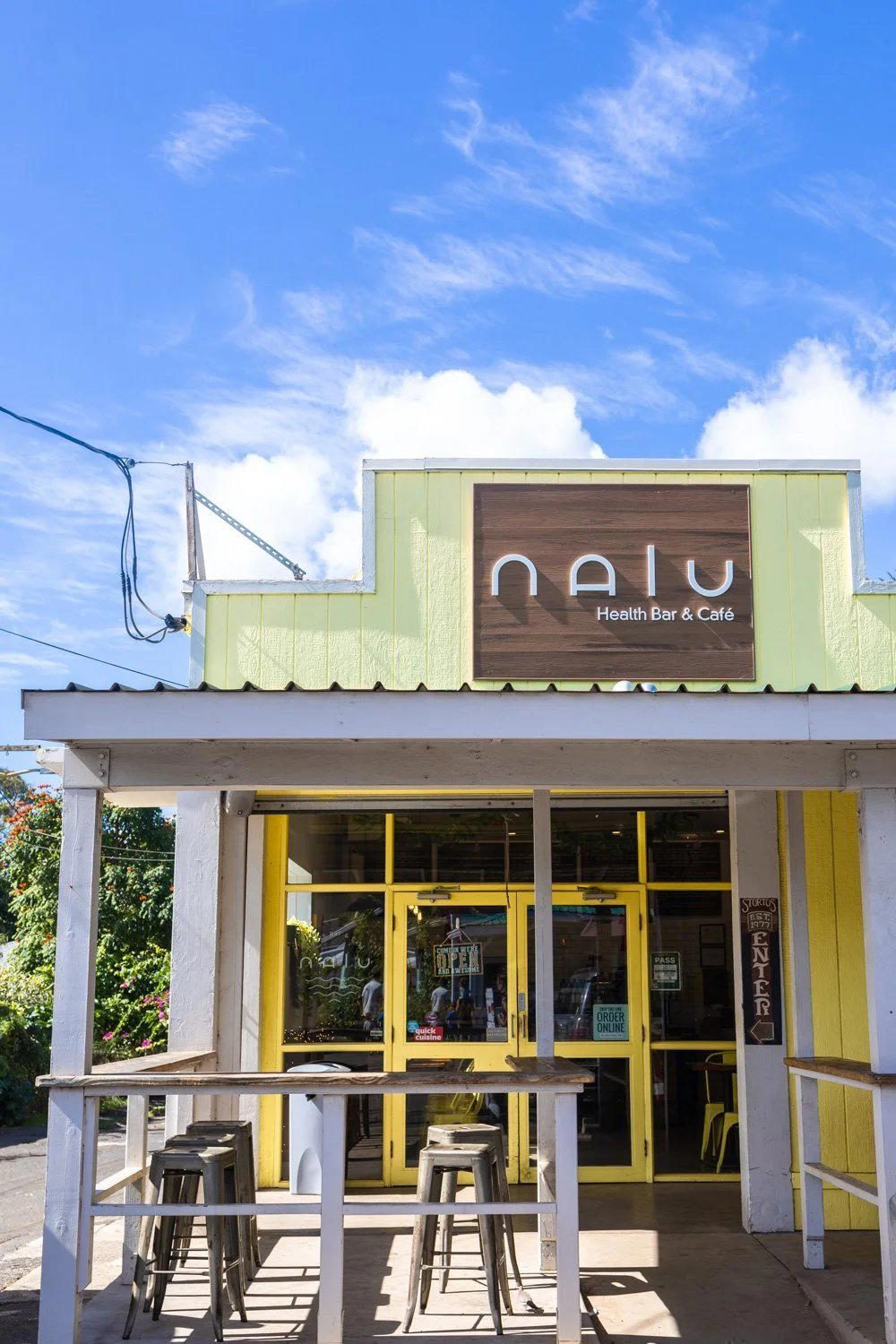 Nalu Health Bar & Cafe restaurant in Oahu, United States