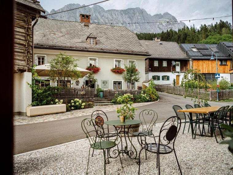 Wirtshaus im Dorfhotel Mayer, Sankt Martin am Grimming, Austria