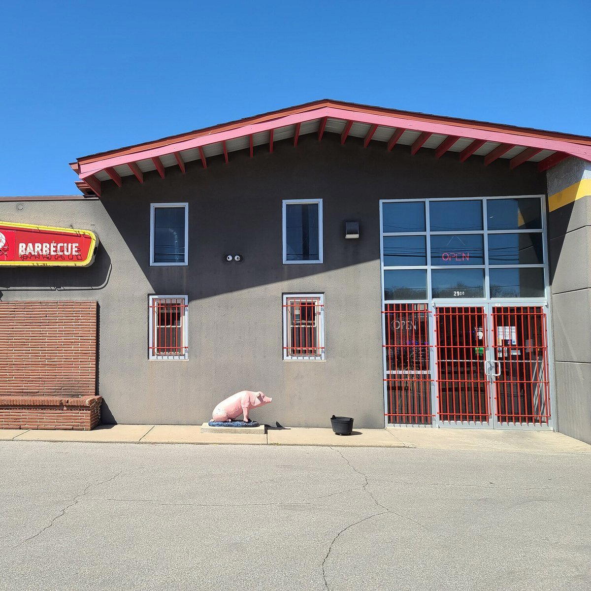 Danny Edwards Boulevard BBQ restaurant in Kansas City
