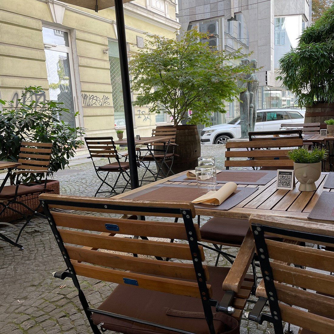 Chuty's Heart of Asia, Restaurant in Ljubljana