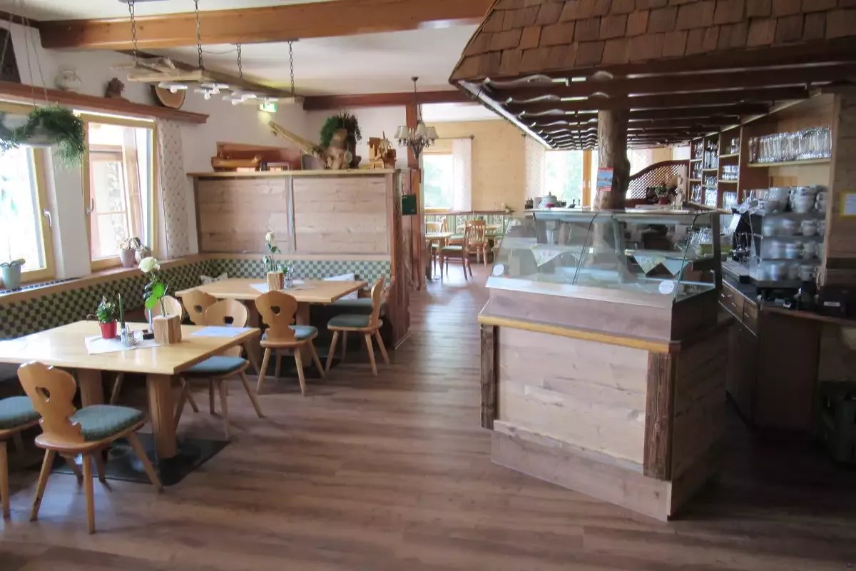 Berggasthof Steinerhaus restaurant in Aich, Austria
