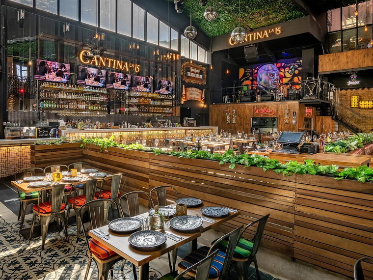 Cantina La 15 Granada Cali Norte, Cali, Colombia