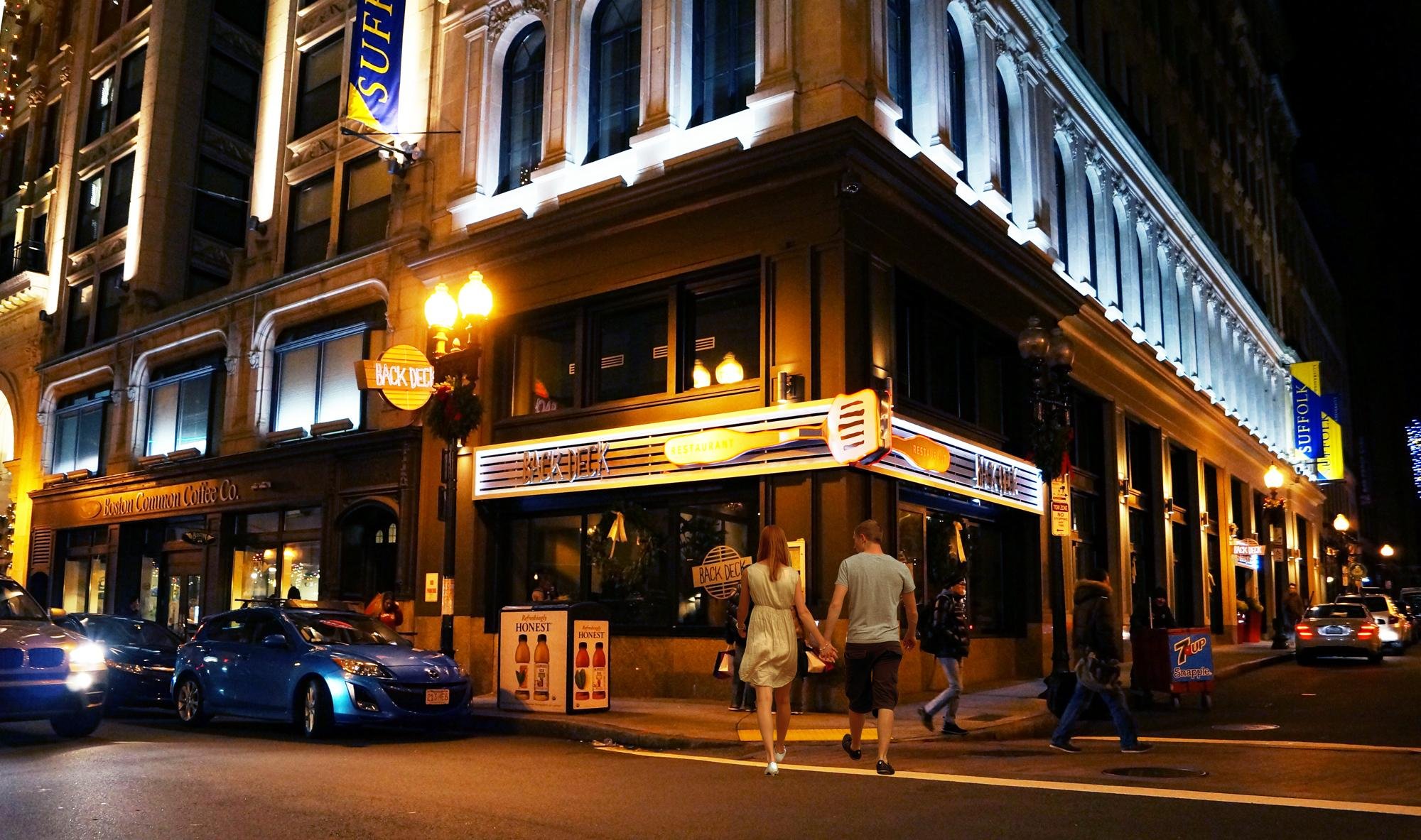 Back Deck, Restaurant in Boston