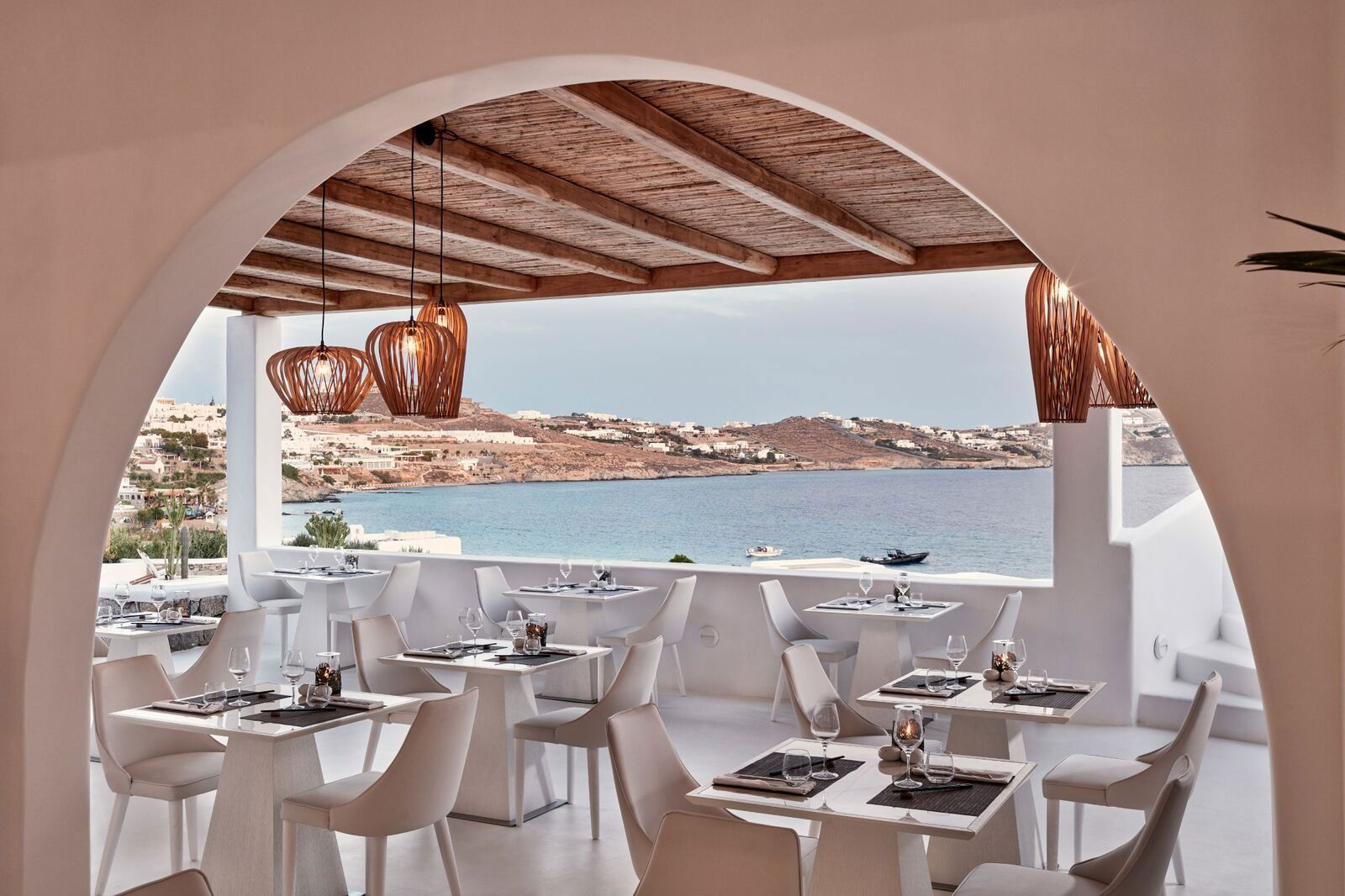 Seltz Champagne Bar & Restaurant, Restaurant in Mykonos