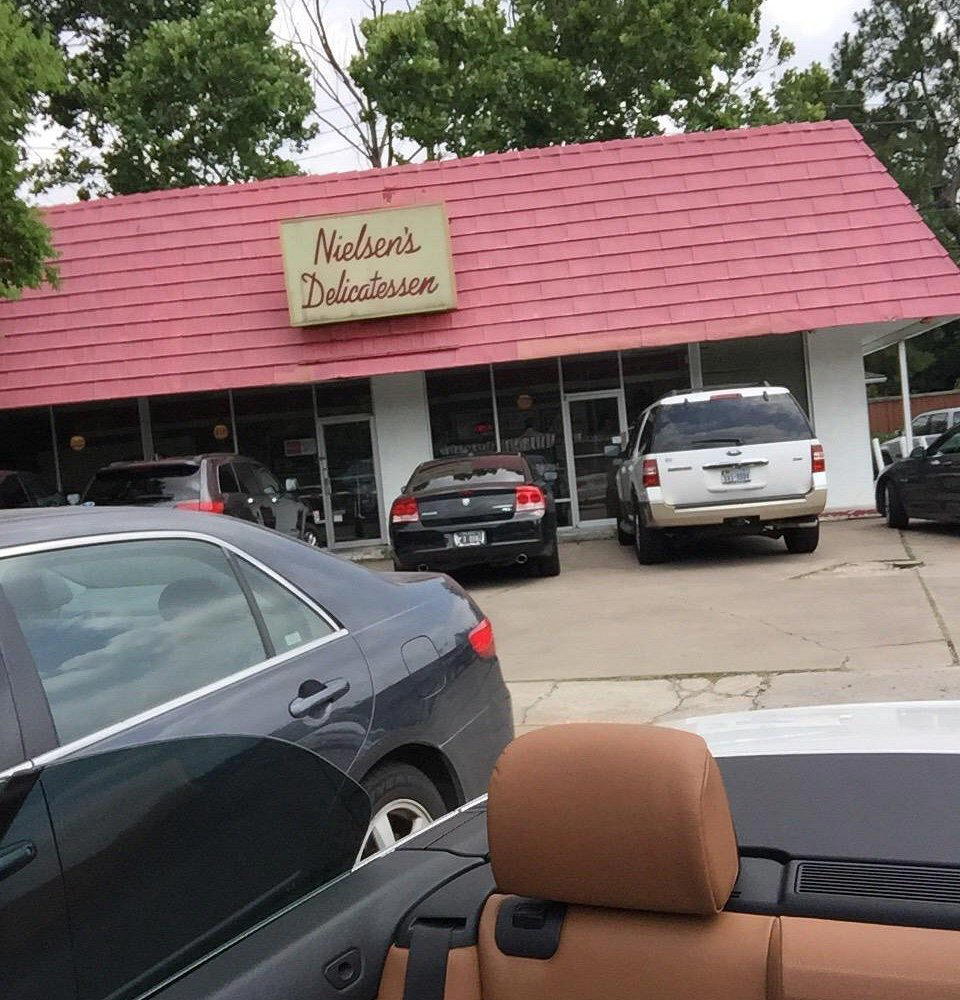 Nielsen's Delicatessen restaurant in Houston, United States