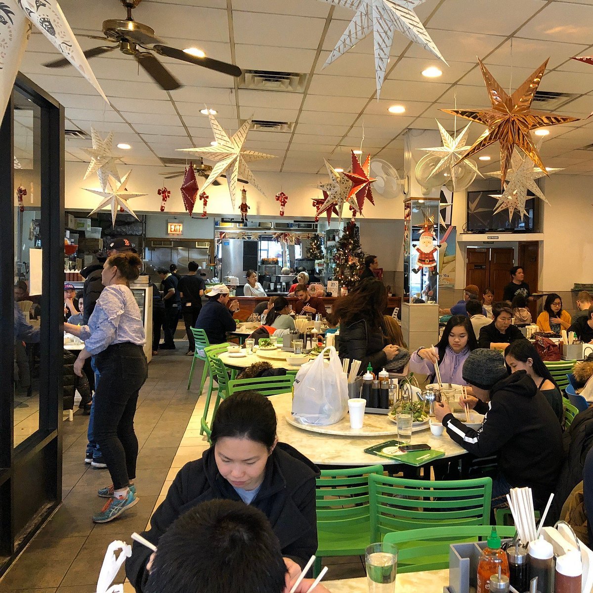 Tank Noodle restaurant in Chicago, United States