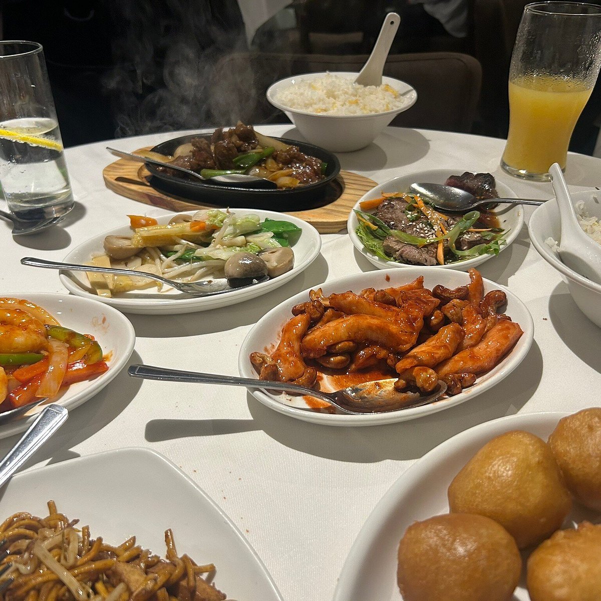 Chef Peking restaurant in Wokingham, United Kingdom