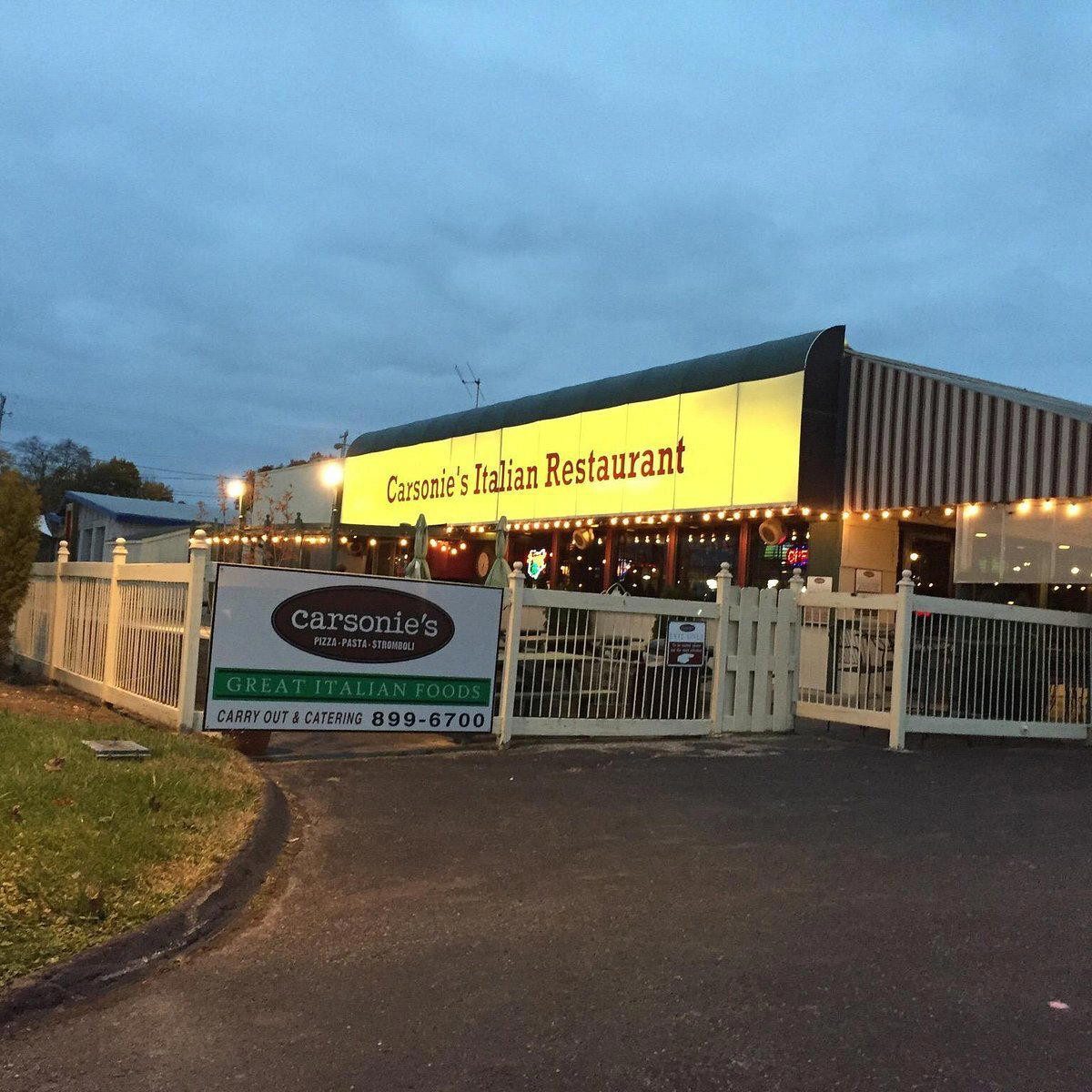 Carsonie's Stromboli & Pizza Kitchen restaurant in Columbus, United States