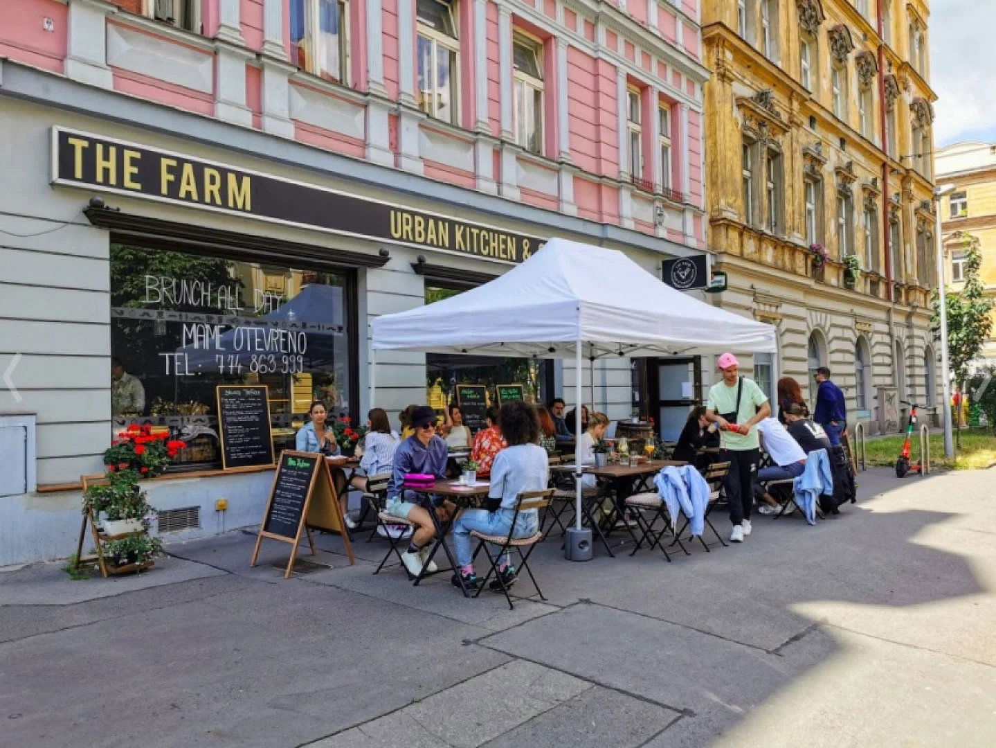 THE FARM, Restaurant in Prague