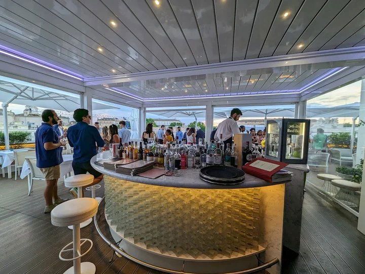 Vista Trastevere Roof Bar & Restaurant, Restaurant in Rome