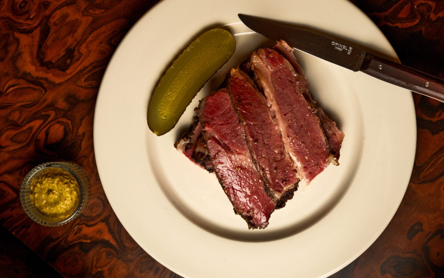 LINNY’S restaurant in Toronto