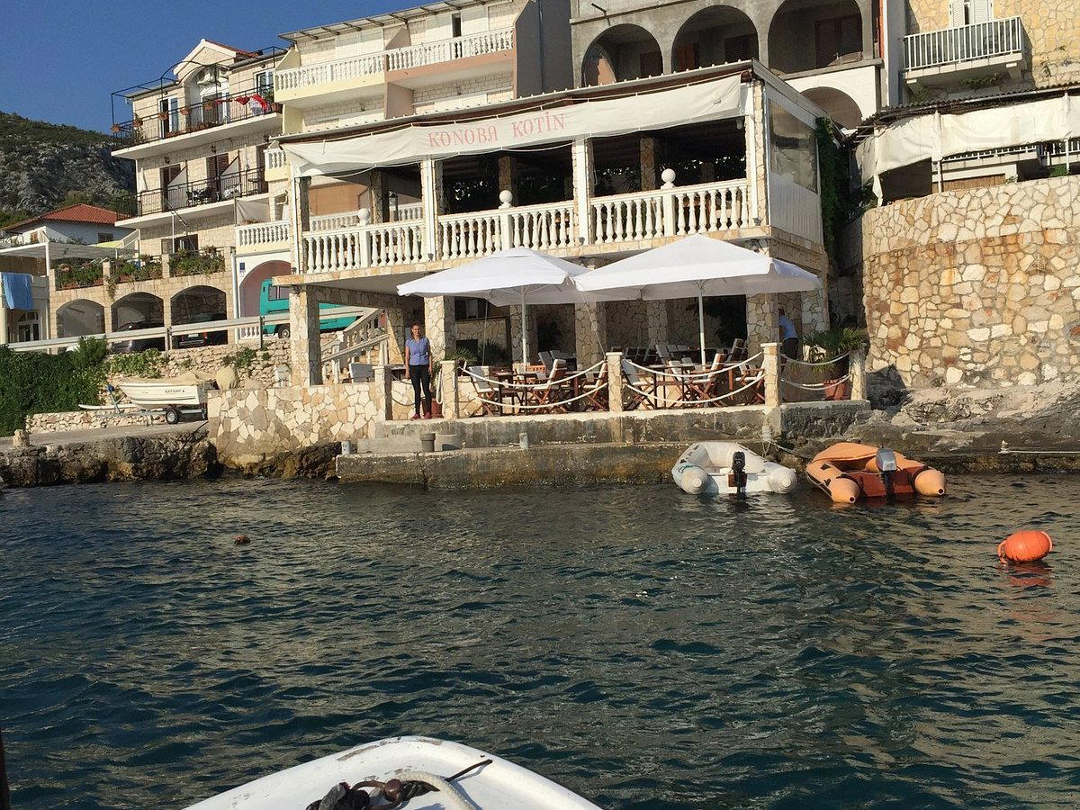 Moli Onte restaurant in Milna, Croatia
