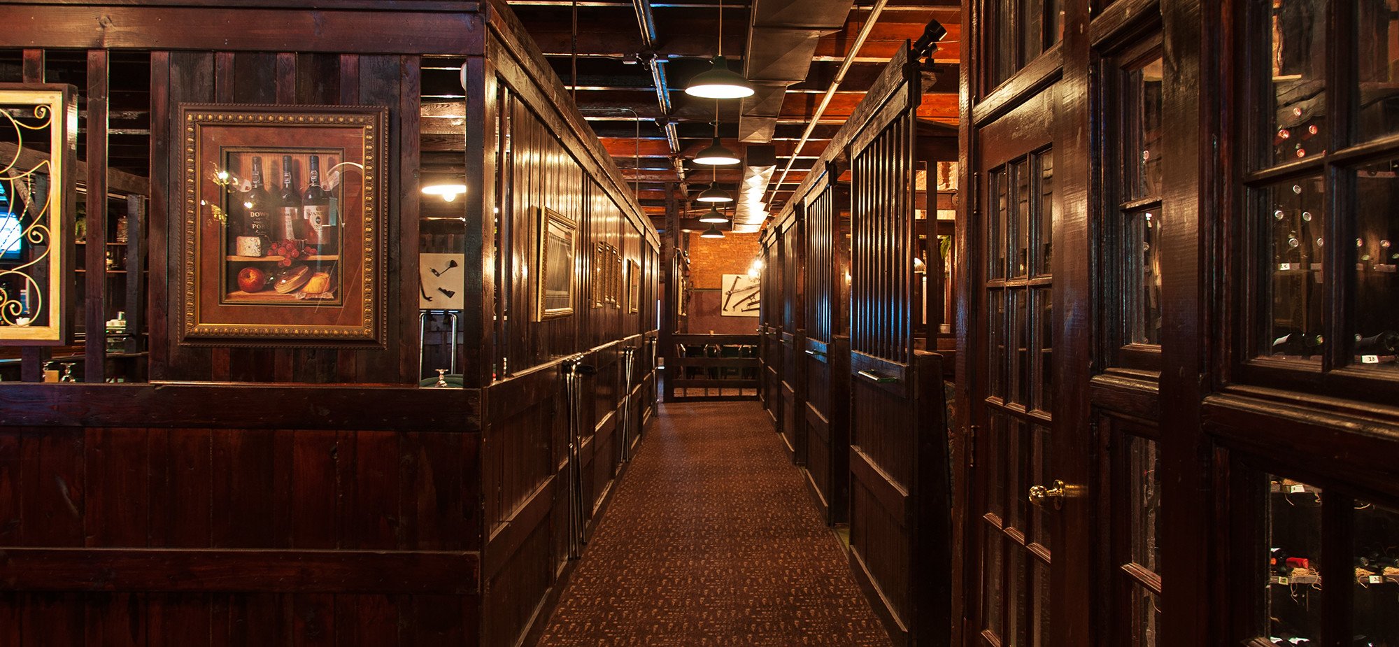 Stables Steakhouse, Restaurant in Terre Haute