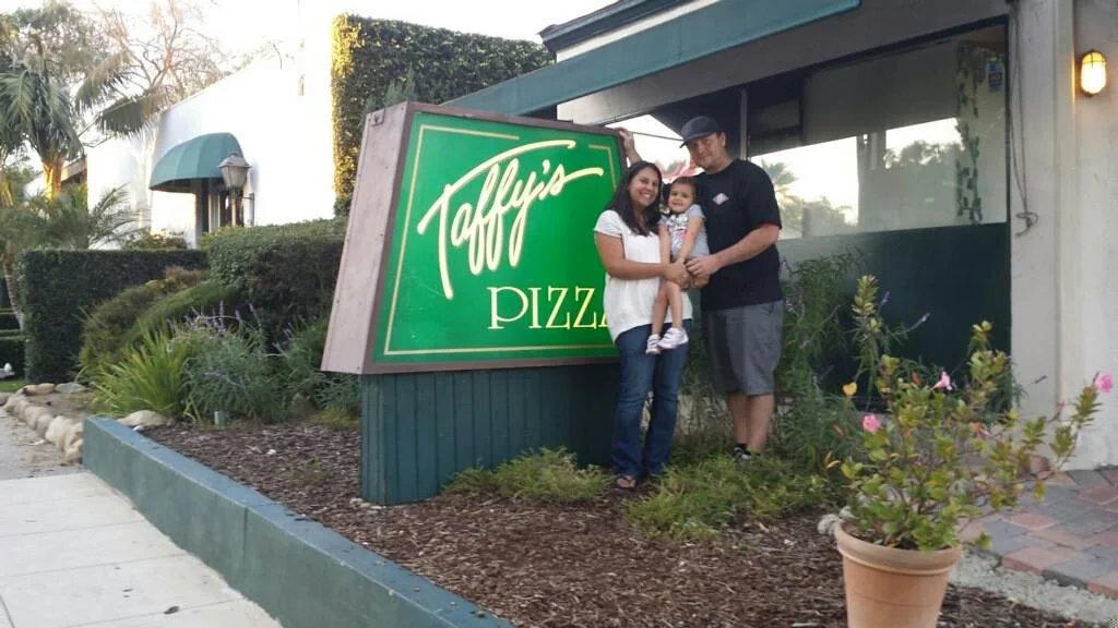 Taffy's Pizza restaurant in Santa Barbara, United States