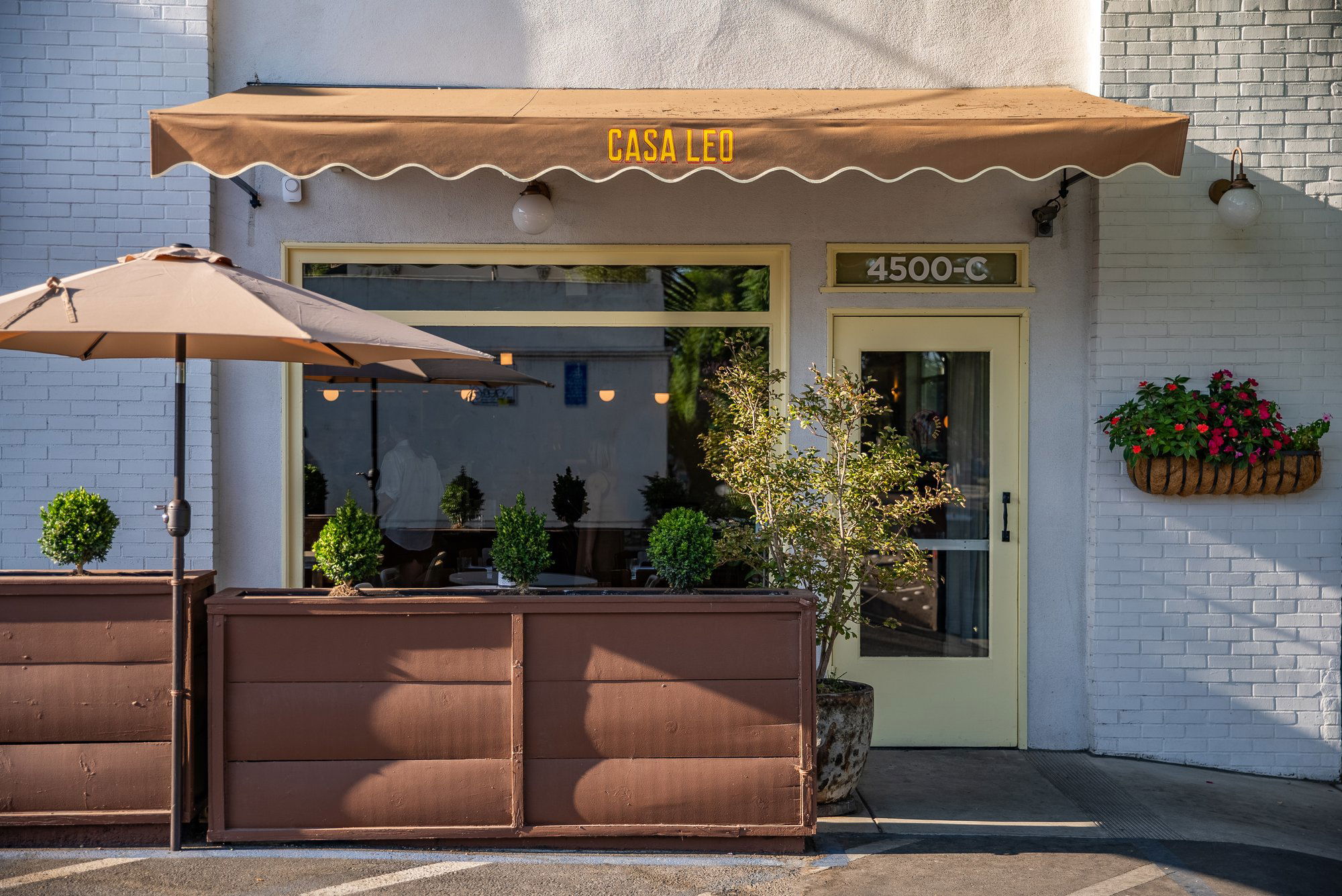 CASA LEO, Restaurant in Los Angeles
