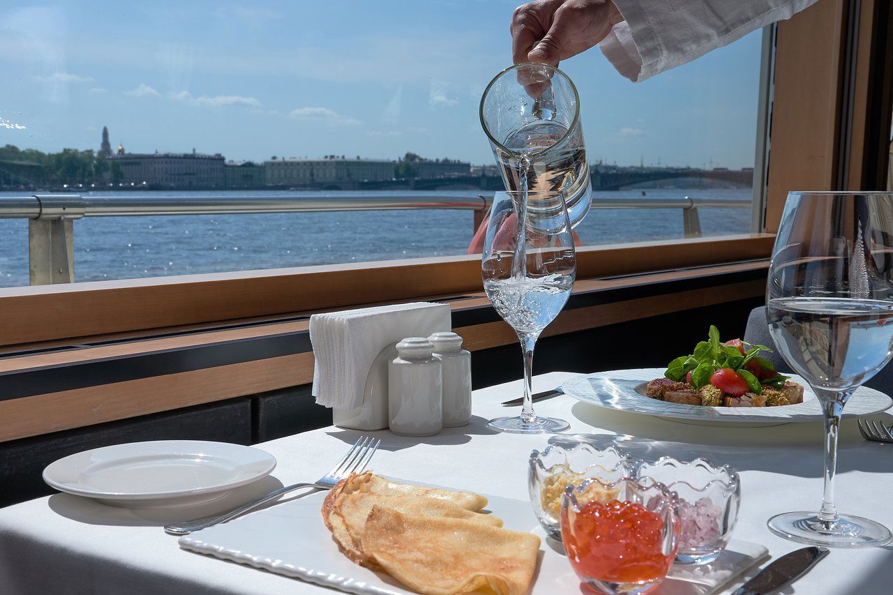 V.O., Restaurant in Saint Petersburg