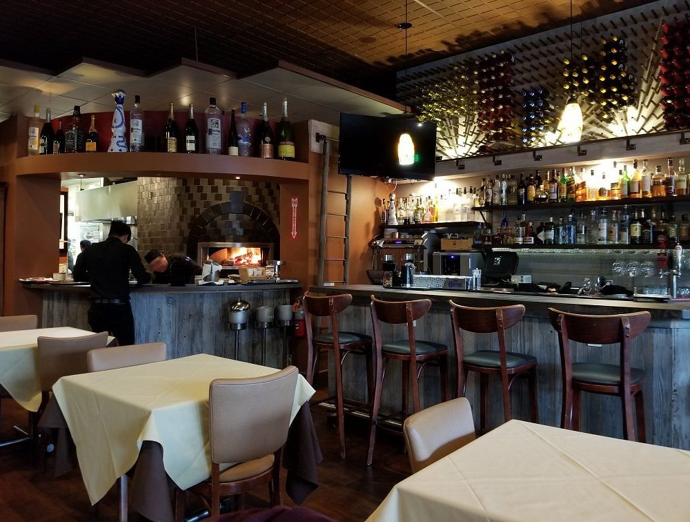 Central Park Bistro restaurant in San Mateo, United States