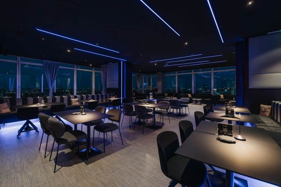 Voya Rooftop, Restaurant in Milan