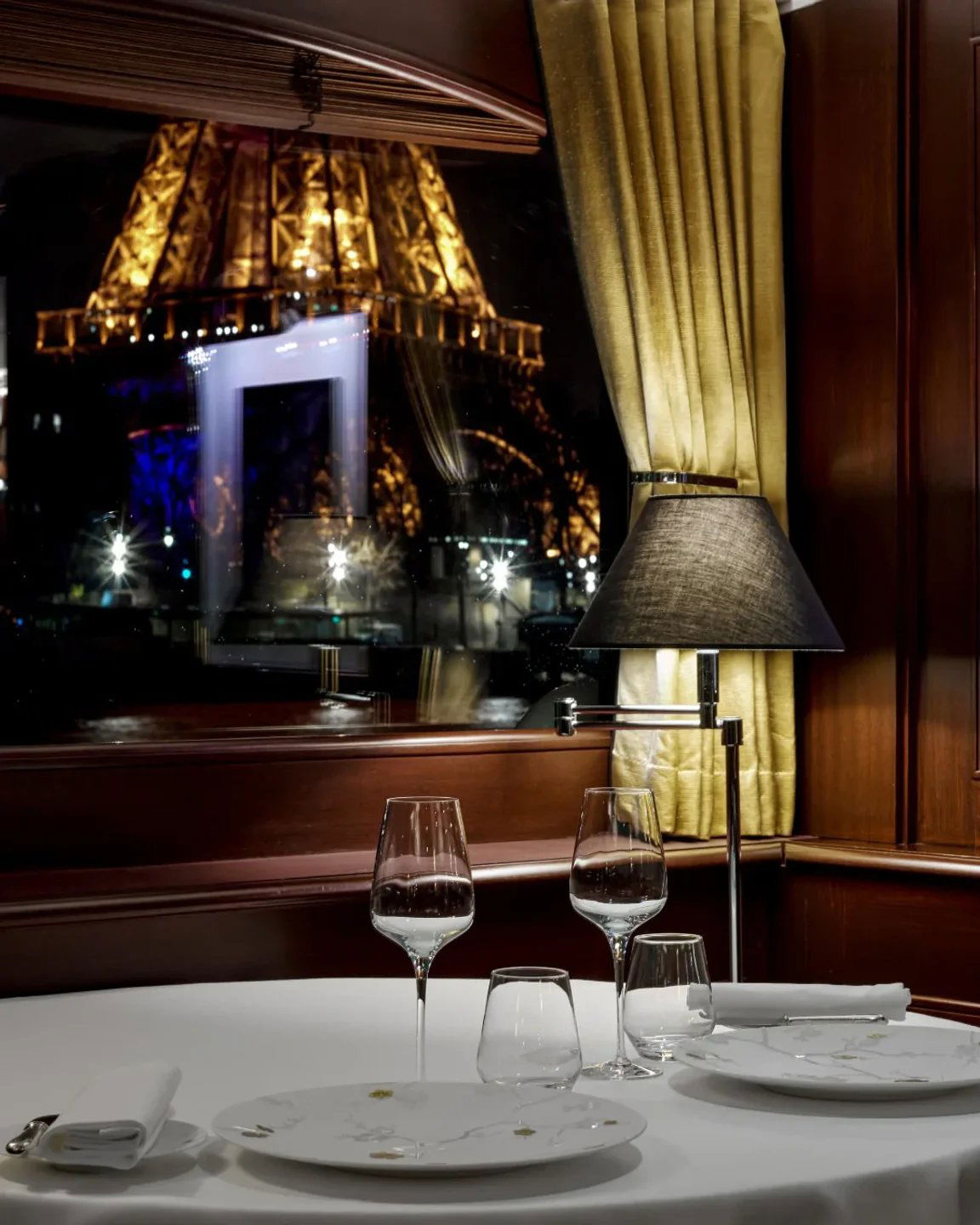 Don Juan II, Restaurant in Paris