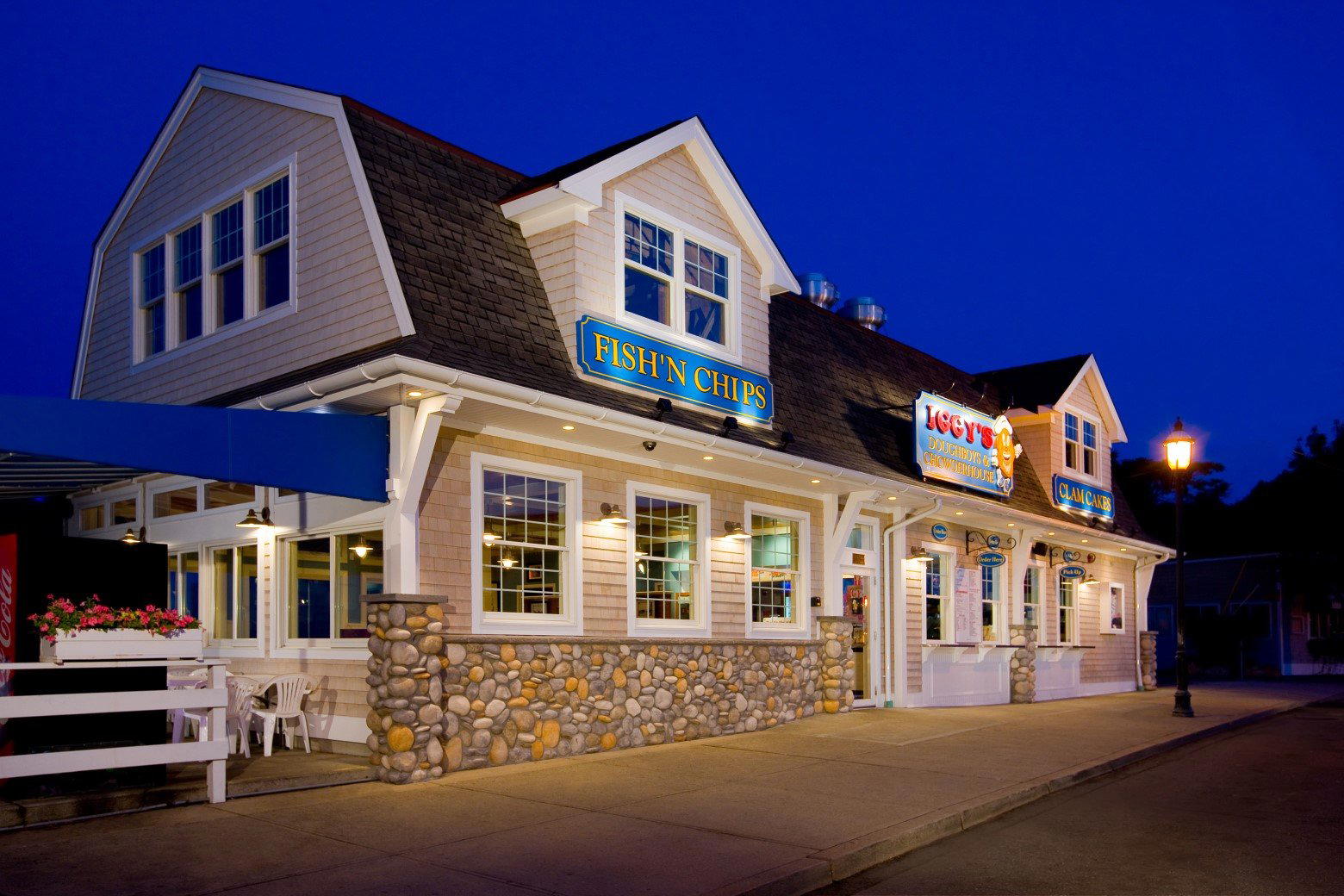 Iggy's Doughboys & Chowder House restaurant in Warwick, United States