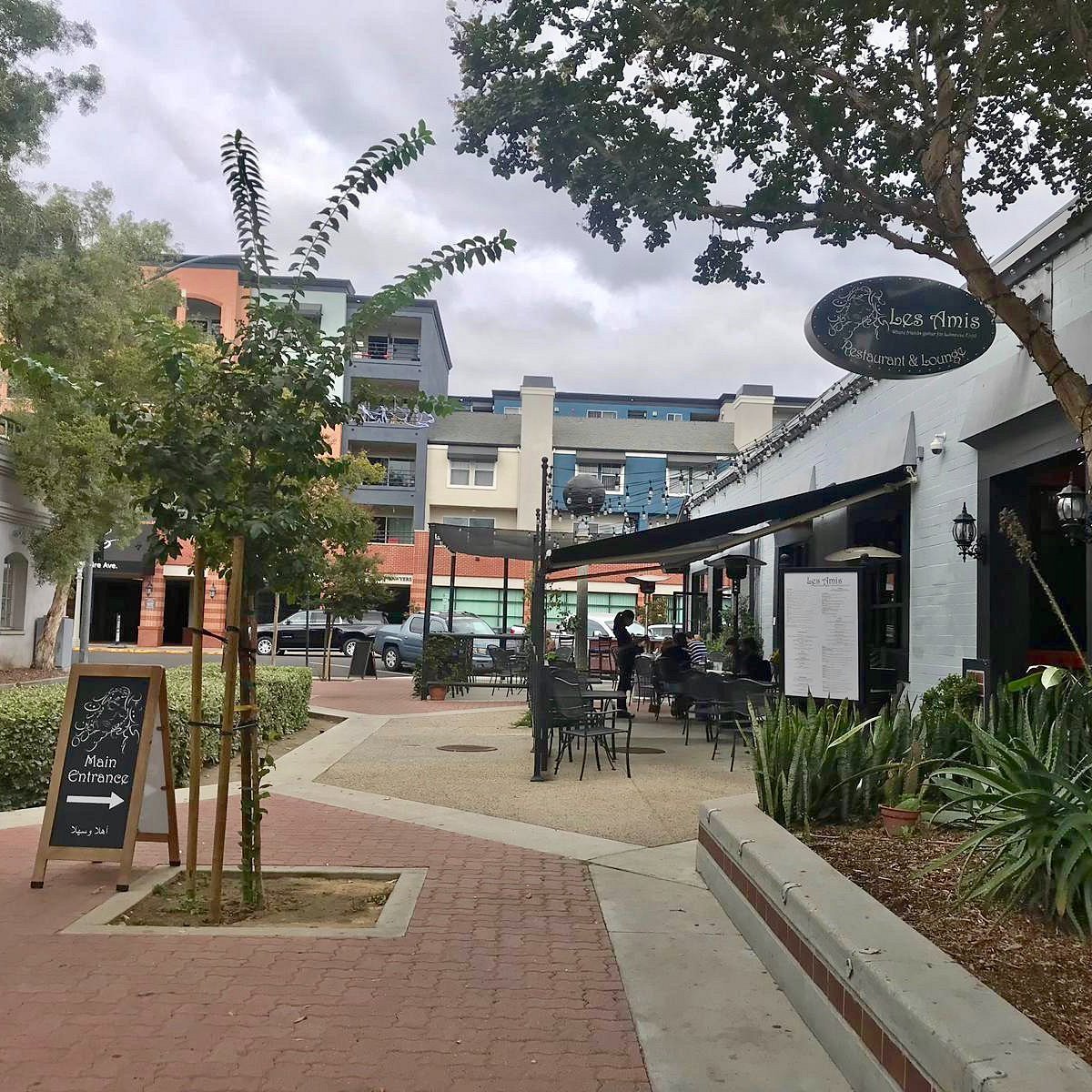 Les Amis Restaurant, Fullerton, United States