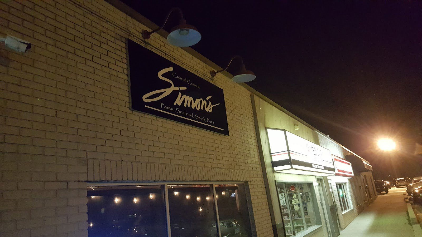 Simon's, Restaurant in Des Moines