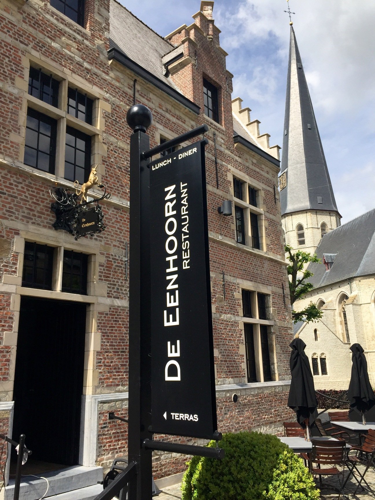 De Eenhoorn restaurant in Kruibeke, Belgium