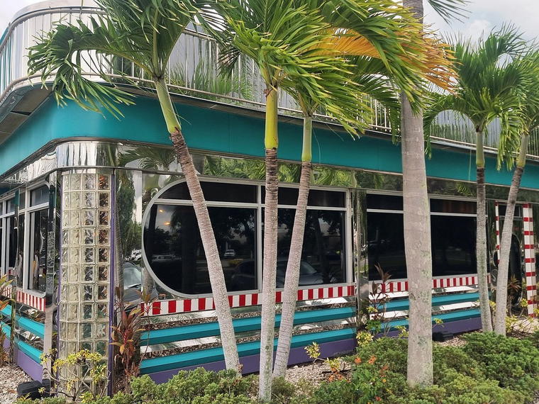 Mel's Diner, Naples, United States
