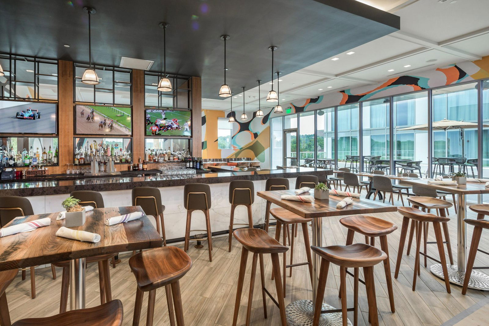 Overlook Kitchen + Bar, Restaurant in Cincinnati