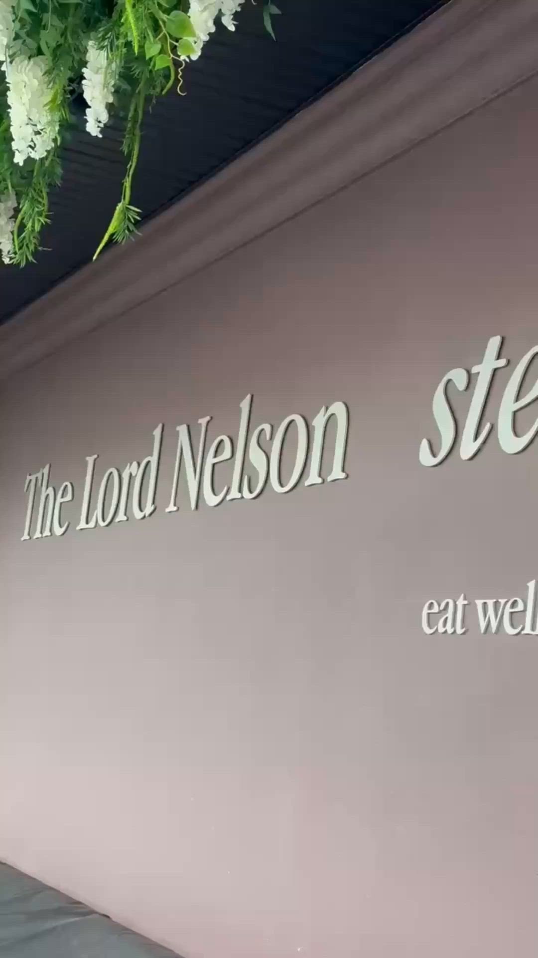 The Lord Nelson, Restaurant in Burlington