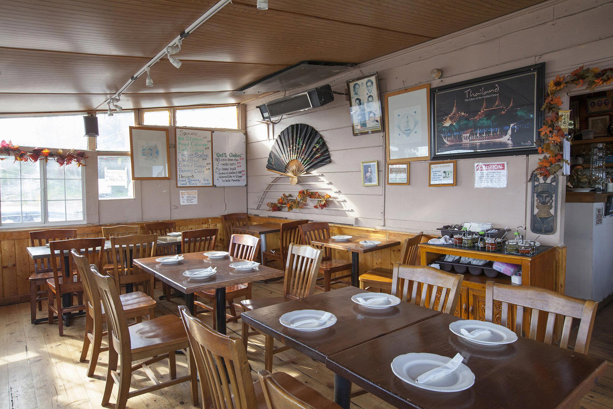 Cholada Thai Beach Cuisine restaurant in Topanga, United States