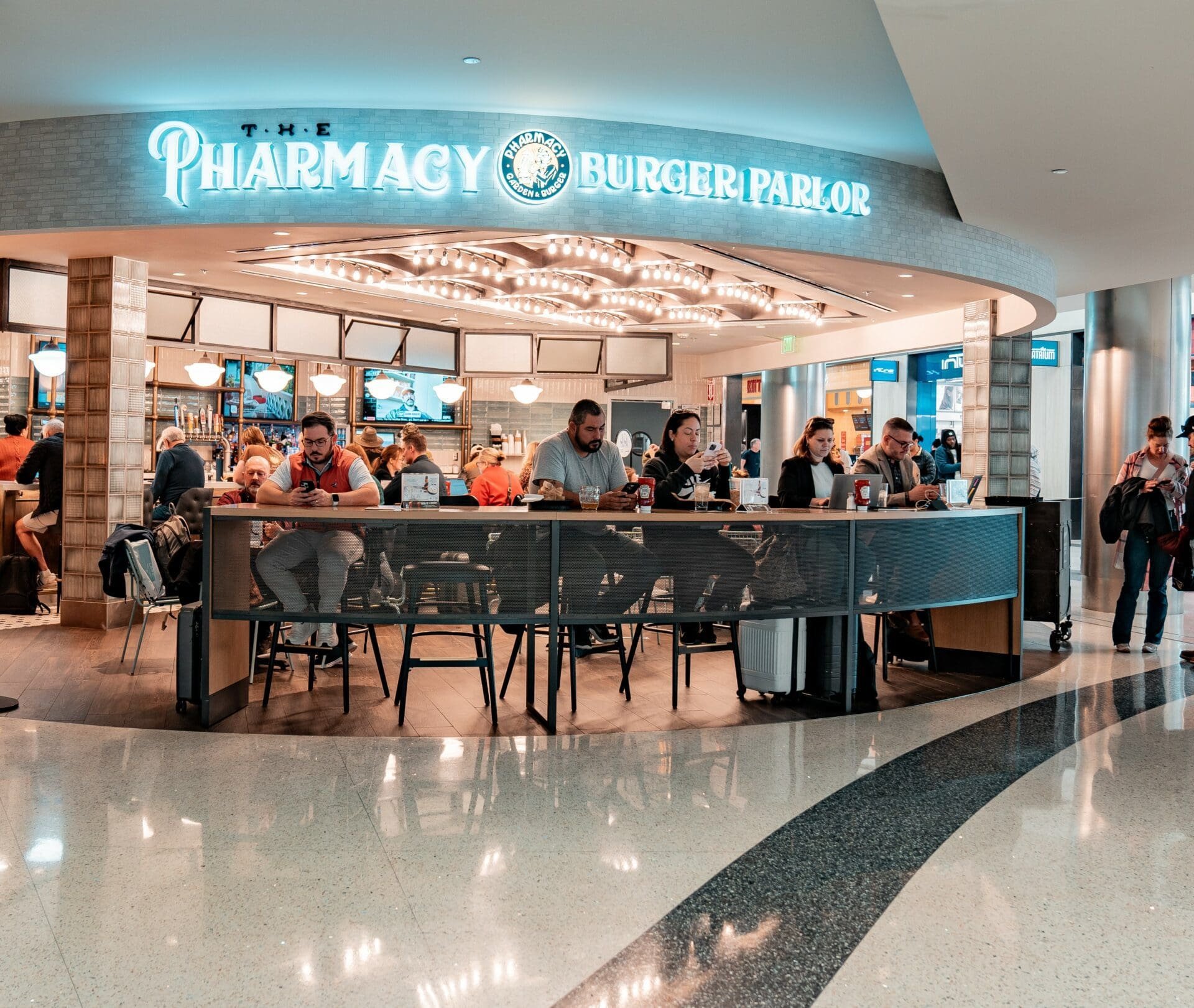 The Pharmacy Burger Parlor - BNA Airport, Restaurant in Nashville