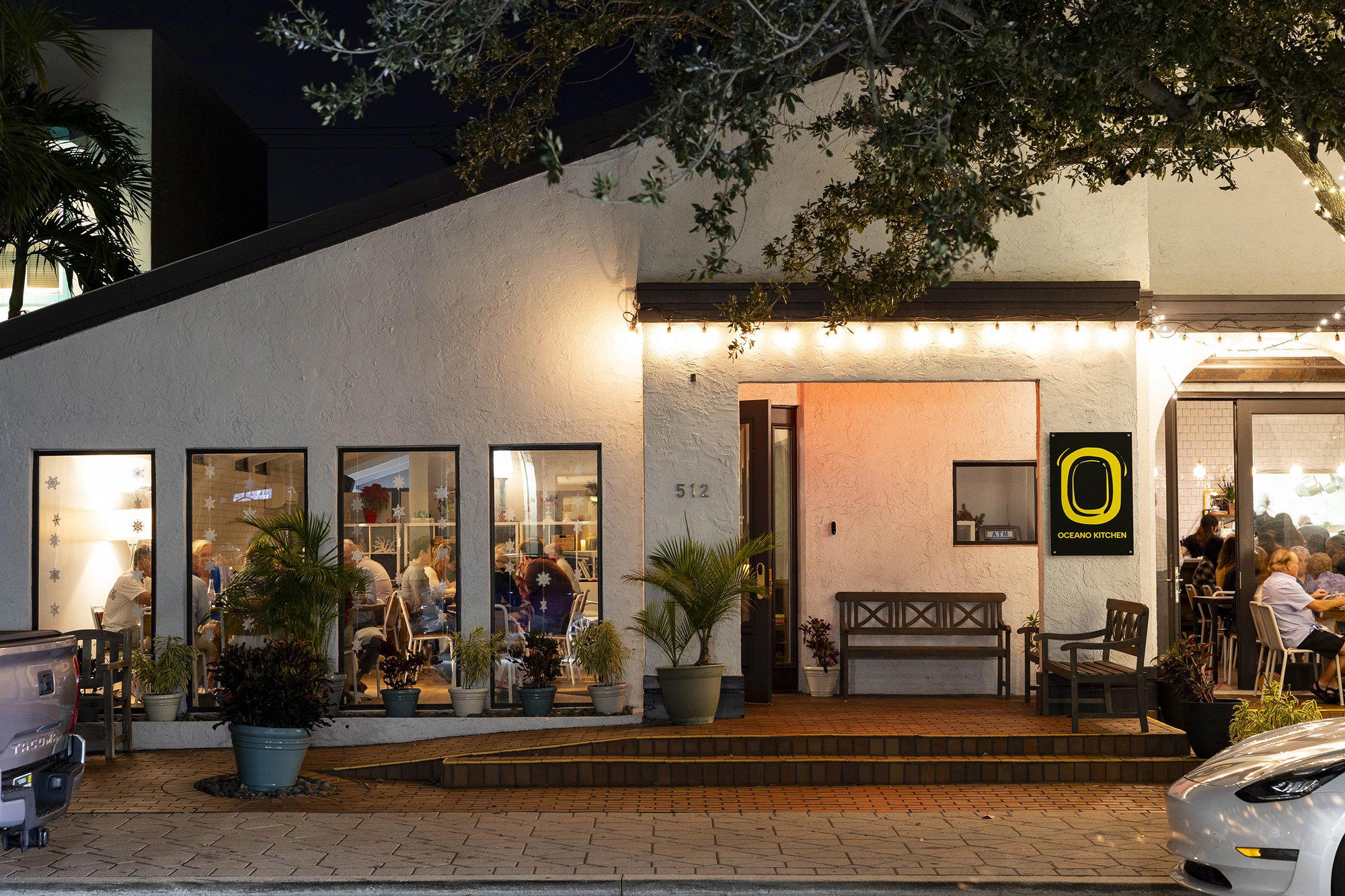 Oceano Kitchen restaurant in Lake Worth Beach, United States