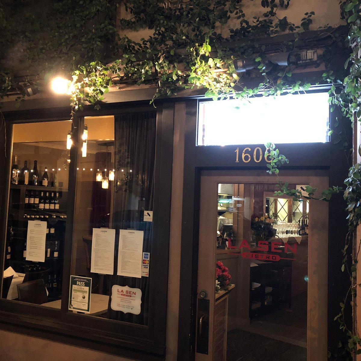 La Sen Bistro WC restaurant in Walnut Creek, United States