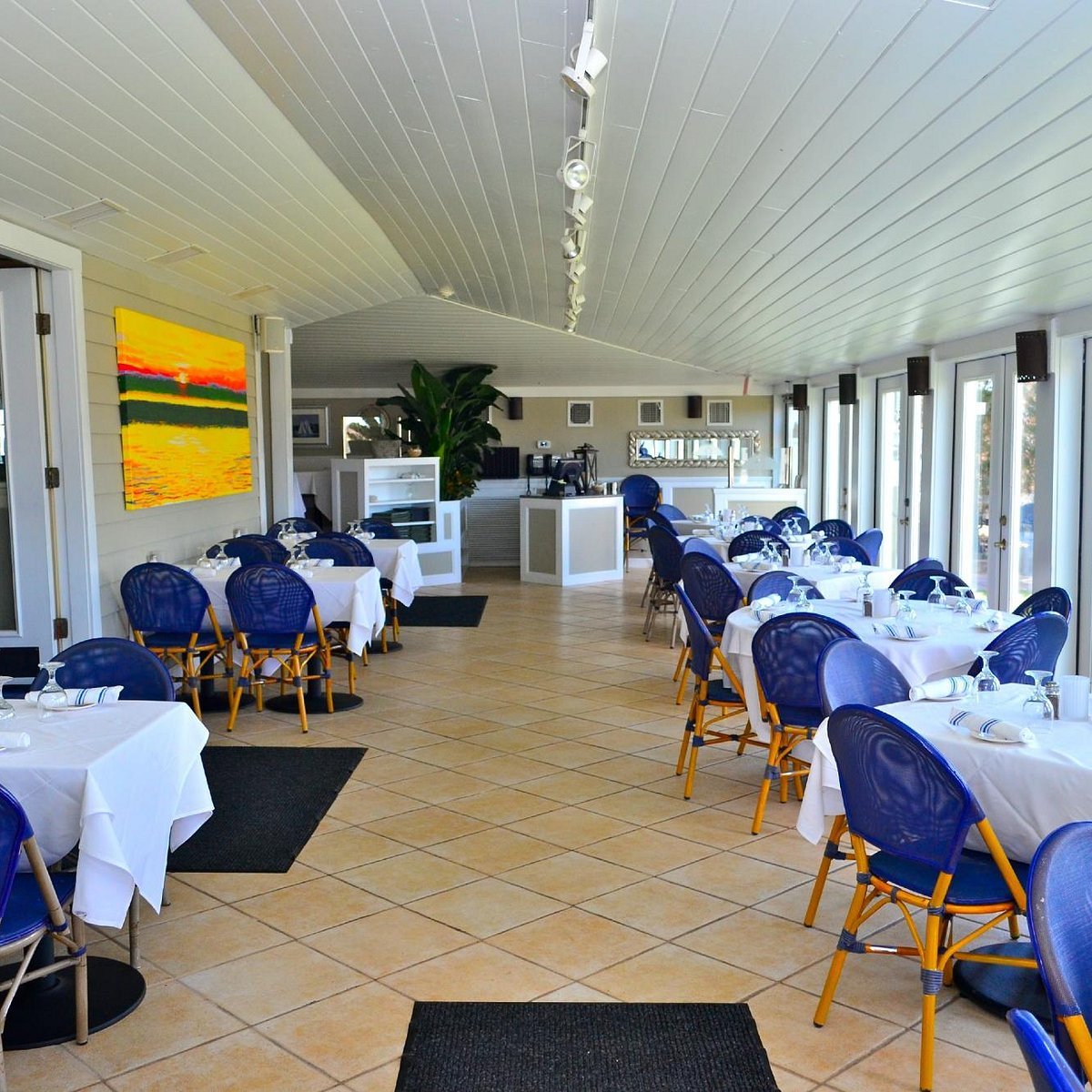 Dockers Waterside Marina & Restaurant