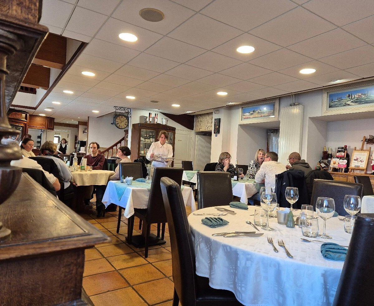 Hostellerie des Remparts restaurant in Delle, France