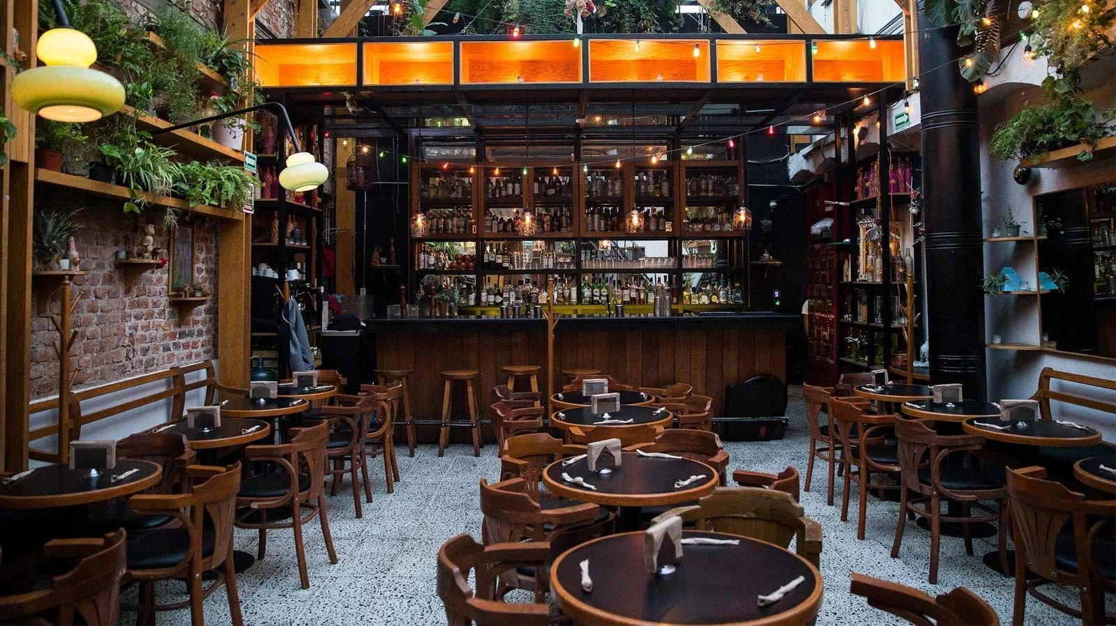 Av. Yucatán 84 restaurant in Mexico City, Mexico