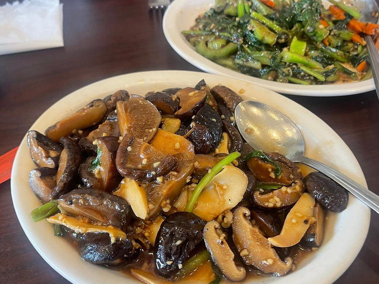 Garden Island BBQ & Chinese Restaurant, Lihue, United States