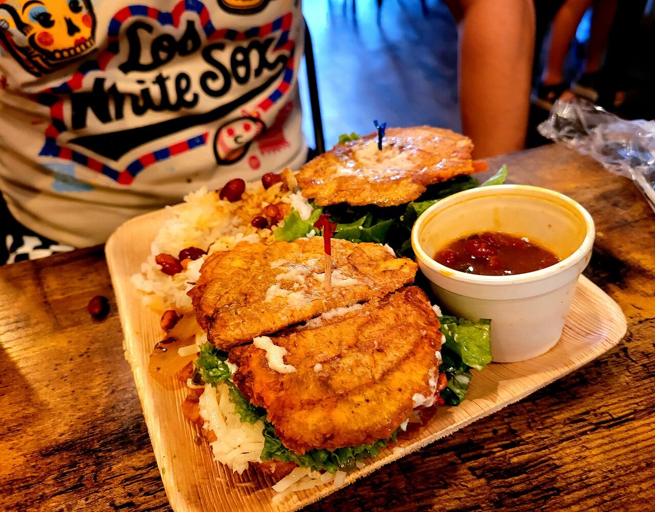 Jibarito Stop, Restaurant in Chicago