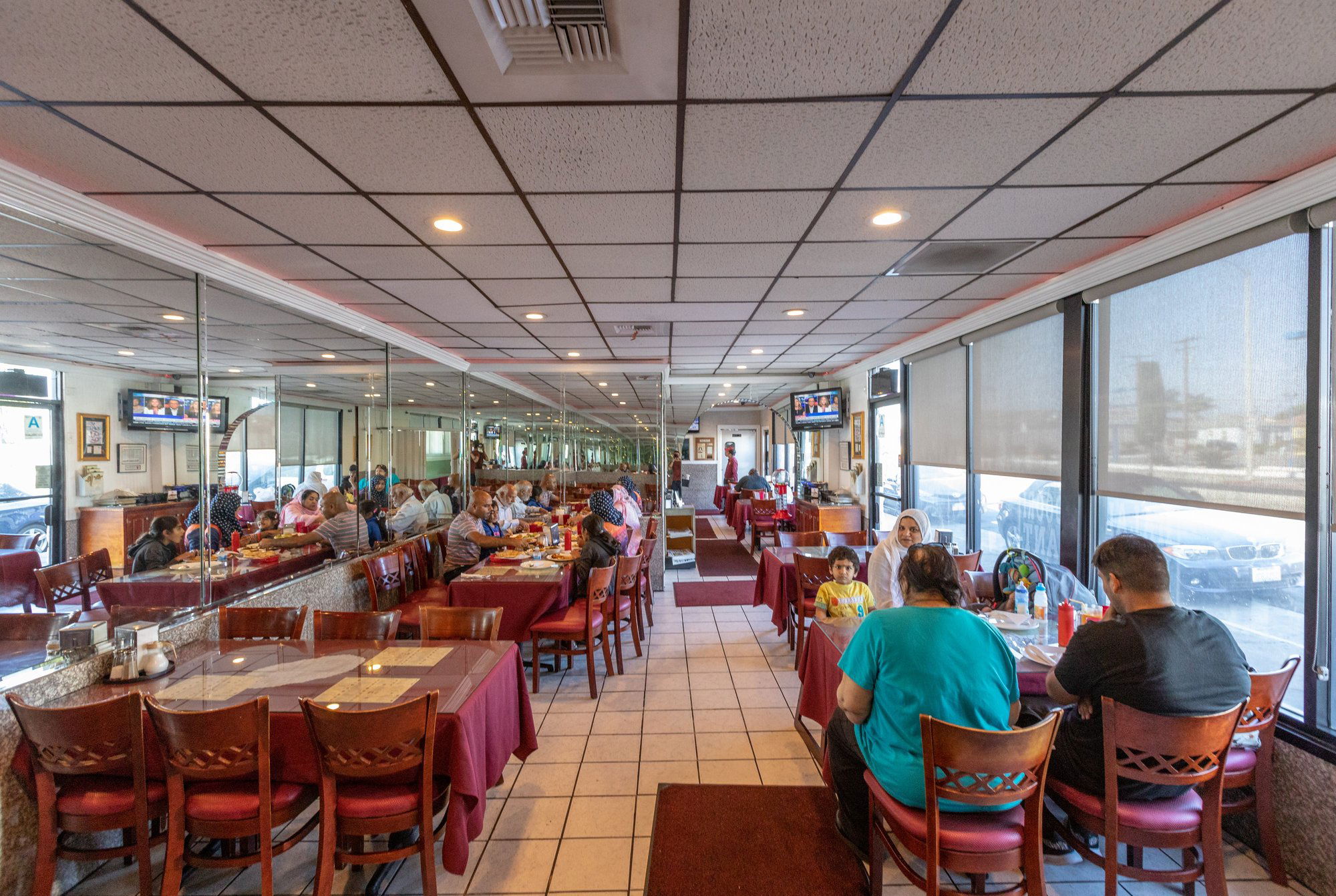 Al-Watan, Restaurant in Hawthorne