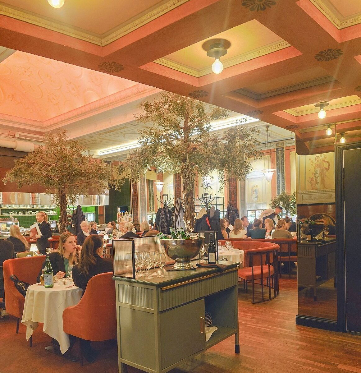 L'Avventura, Restaurant in Stockholm