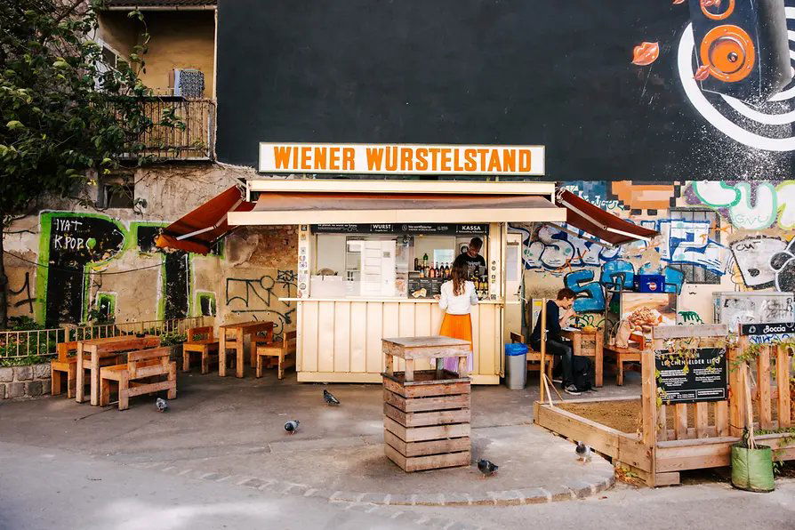 Würstlstand, Restaurant in Vienna