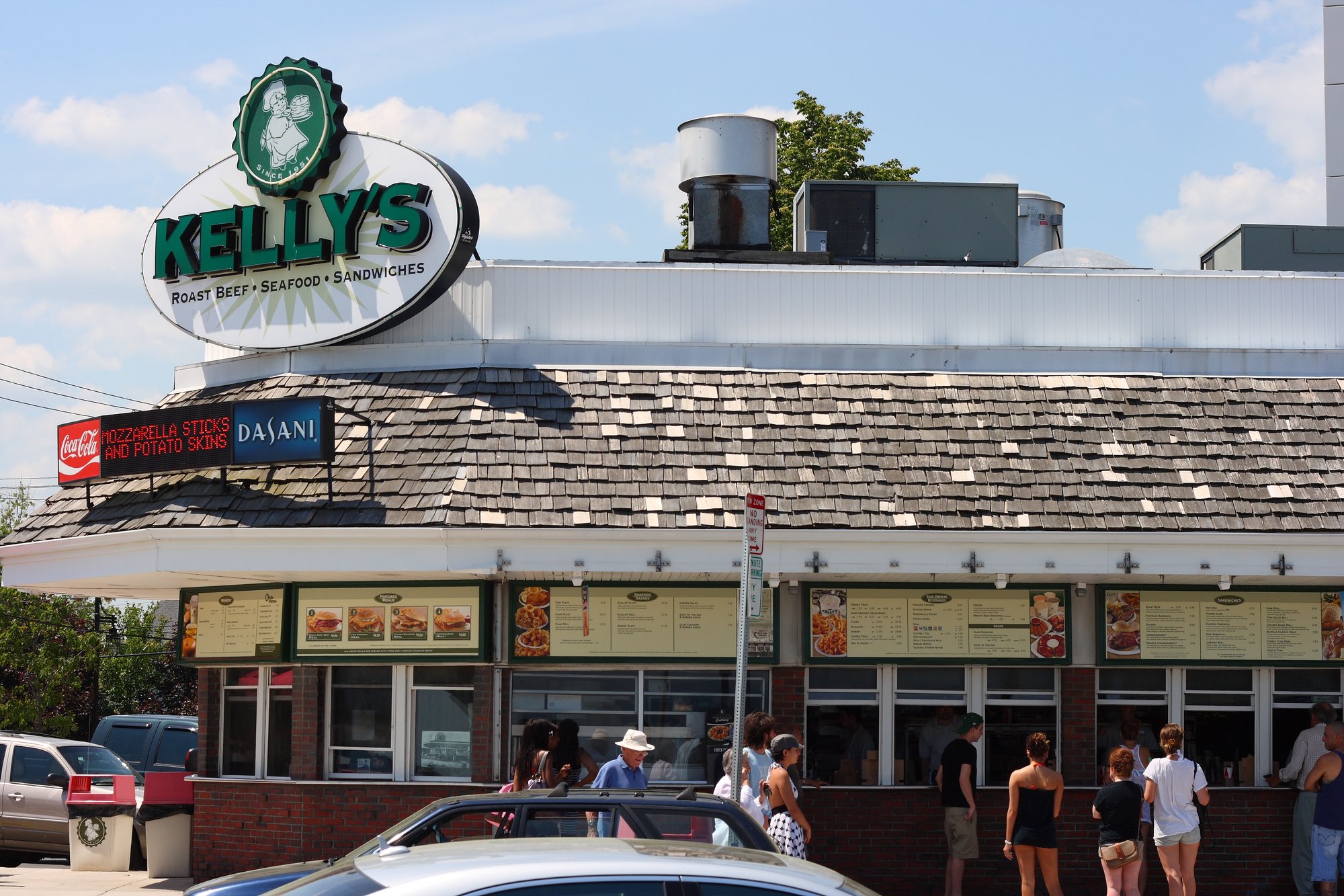 Kelly's Roast Beef restaurant in Revere, United States