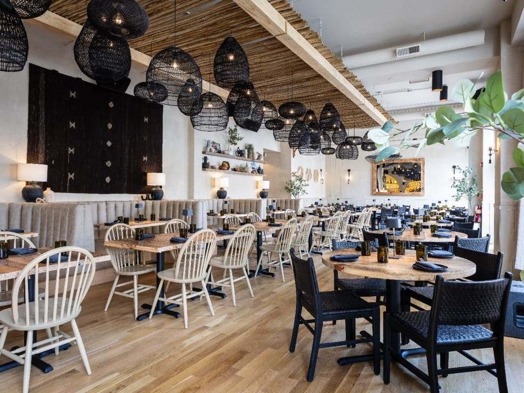 màna restaurant in La Grange, United States