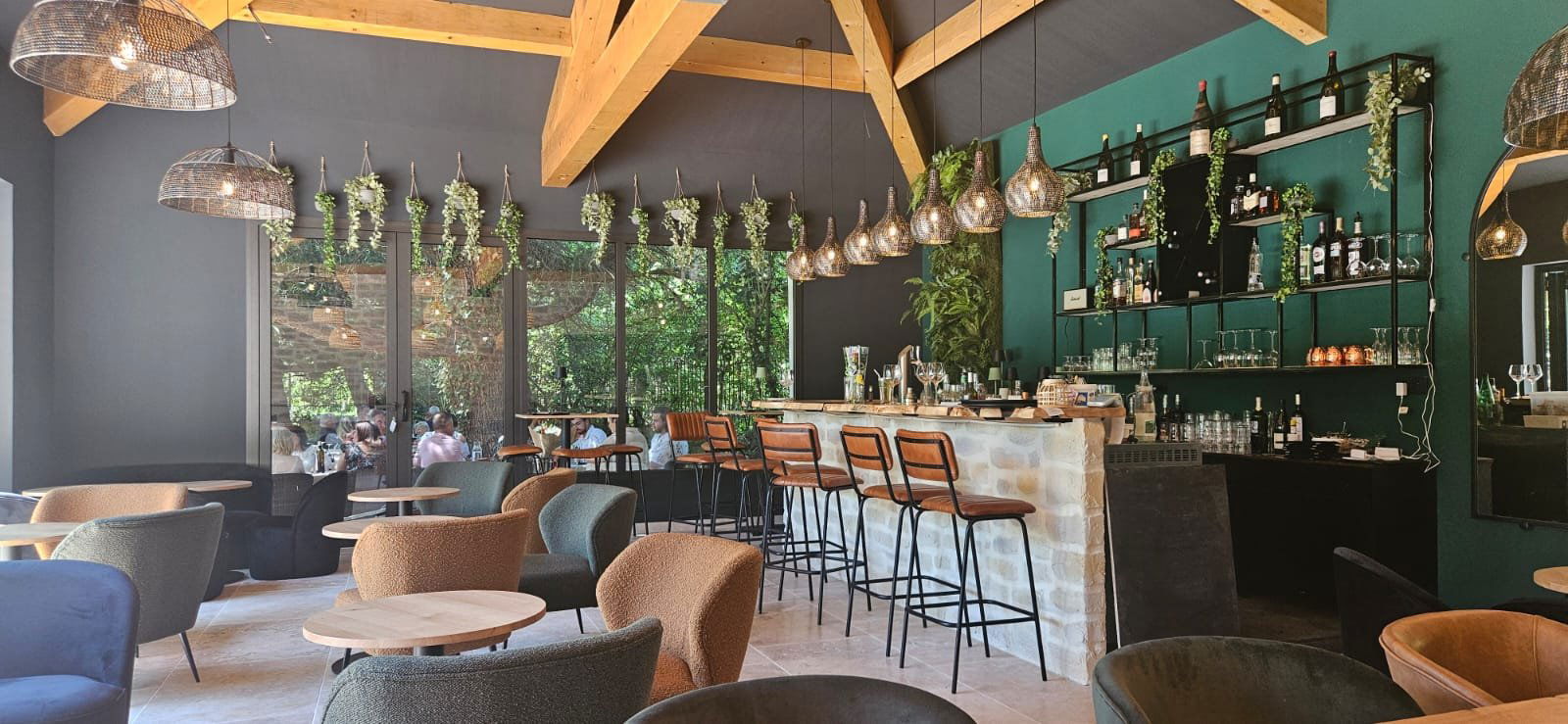 Mas de l'Echanson, Restaurant in Chateaurenard