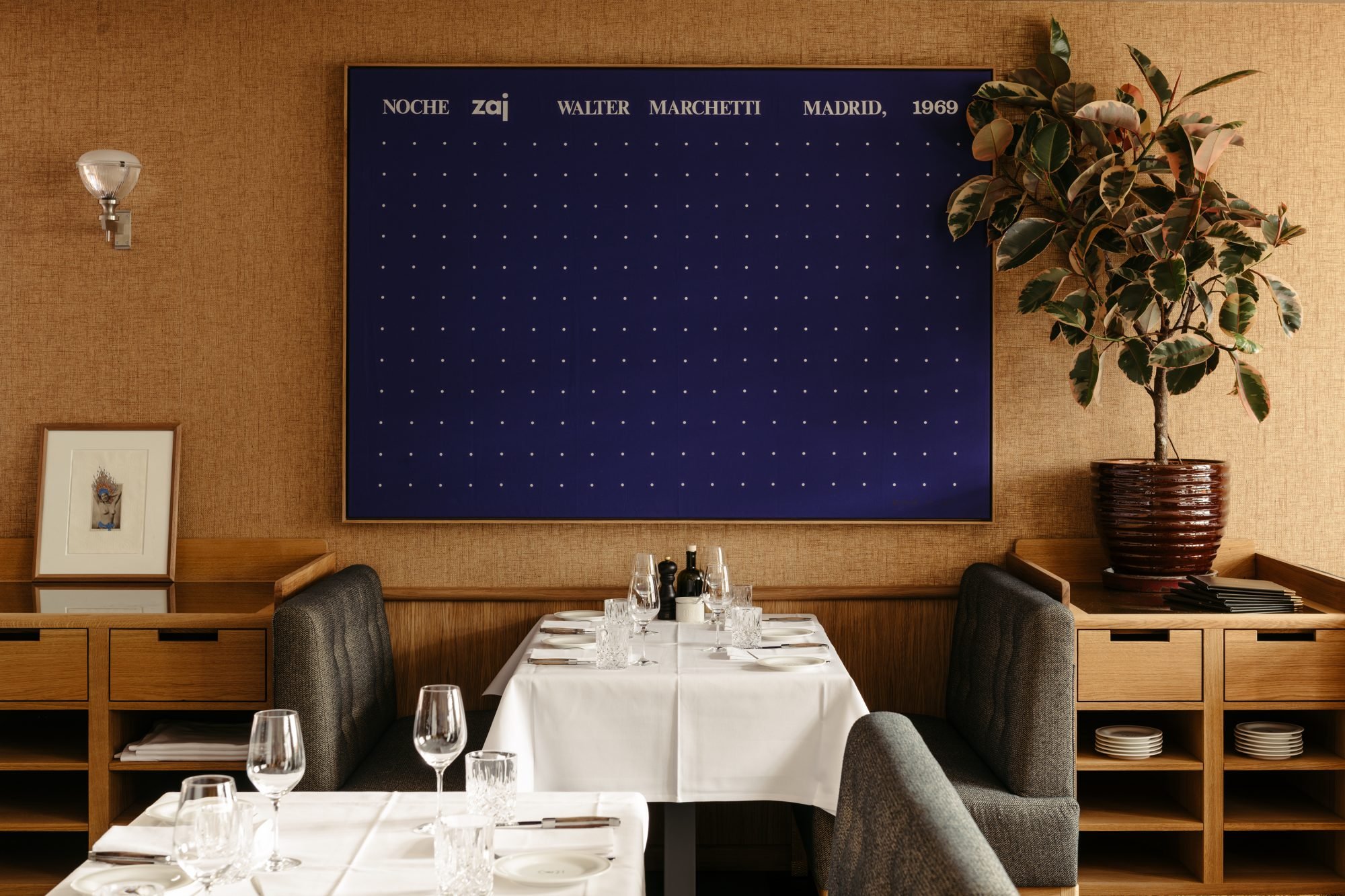 Le Petit Royal Frankfurt restaurant in Frankfurt, Germany